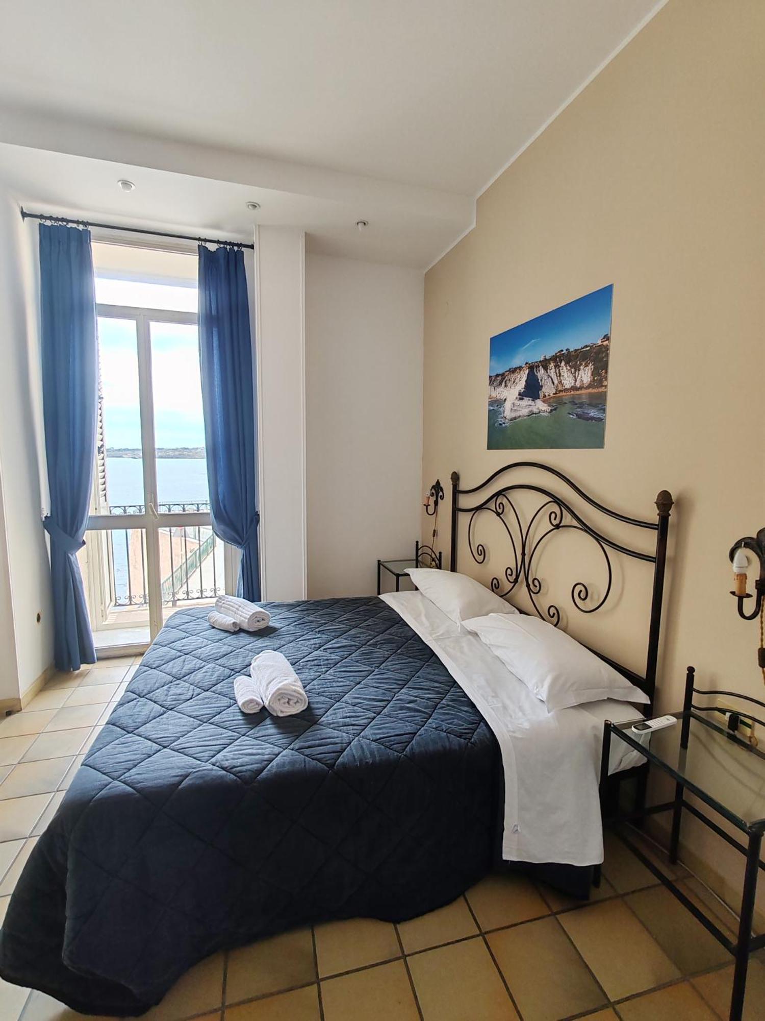 Life Hotels Residence Dei Baroni Siraküza Dış mekan fotoğraf